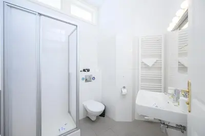 Ein Badezimmer in der Unterkunft Central City Apartments
