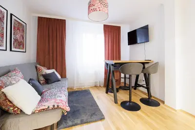 TV/Unterhaltungsangebot in der Unterkunft NEW! ShalalaLiving - Lucky strike! Cozy & Homely near Schönbrunn PG20