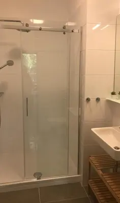 Ein Badezimmer in der Unterkunft Schindler