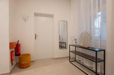 Grundriss der Unterkunft Stylish central 1-bedroom apartment with a terrace