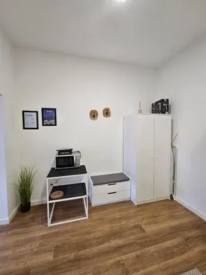 Grundriss der Unterkunft Cityline Suite 10 min to Center