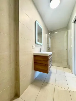 Ein Badezimmer in der Unterkunft Sunshine Apartment mit Terrasse