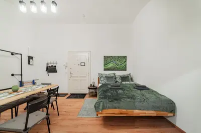 Ein Bett oder Betten in einem Zimmer der Unterkunft 3 Bedrooms - 74sqm - 10 Min. Inner City