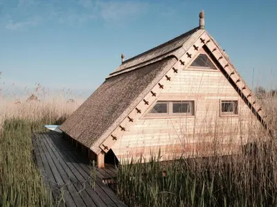 Das Gebäude in dem sich das Ferienhaus befindet
