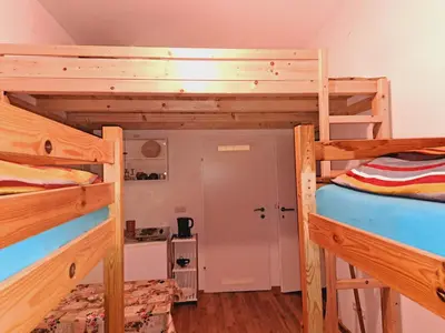 Ein Bett oder Betten in einem Zimmer der Unterkunft Relax Rooms & Apartments Vienna Belvedere 10 minutes to downtown long term stay also possible