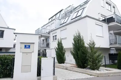 Das Gebäude in dem sich die Ferienwohnung befindet