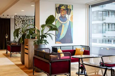 Ein Sitzbereich in der Unterkunft ARCOTEL AQ Wien