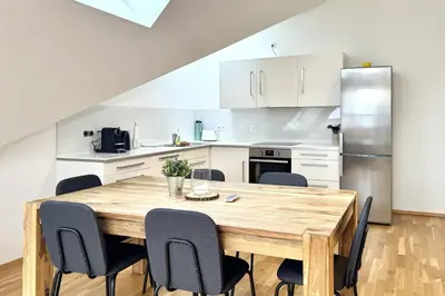 Küche/Küchenzeile in der Unterkunft Spacious Penthouse in Favoriten