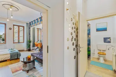 Ein Badezimmer in der Unterkunft Einzigartiges Upcycling DREAM Apt.