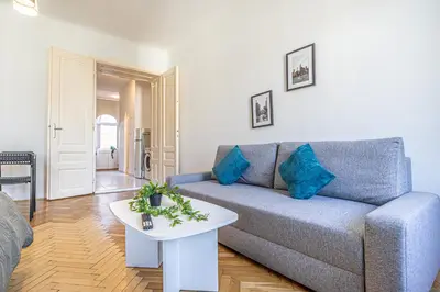 Grundriss der Unterkunft Comfortable 2BR Apt In Vienna, Prime Location