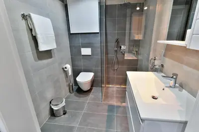 Ein Badezimmer in der Unterkunft Vienna Lotus Apartments