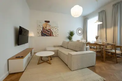 Grundriss der Unterkunft Chic 94m2 apartment with a king-size bed