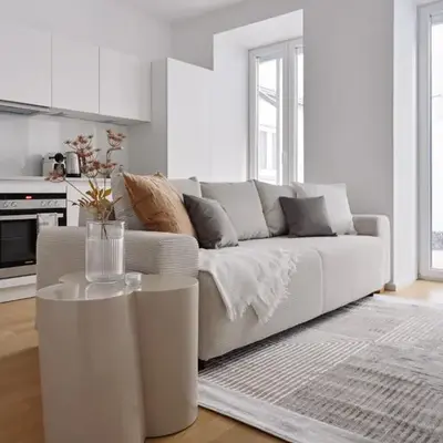 Stylish & Modern Apartment - Private Garden