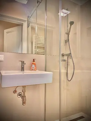 Ein Badezimmer in der Unterkunft Wiedner Apartments