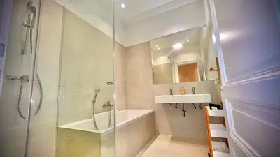 Ein Badezimmer in der Unterkunft Wiedner Apartments
