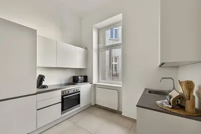 Küche/Küchenzeile in der Unterkunft Rochus-Market City Apartment is Calling - by 4ty3 Apartments