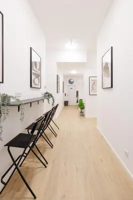 Grundriss der Unterkunft Central City Style Rooms by Home2