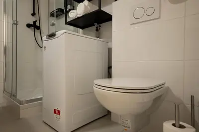 Ein Badezimmer in der Unterkunft Stylish Modern Studio in Central Location