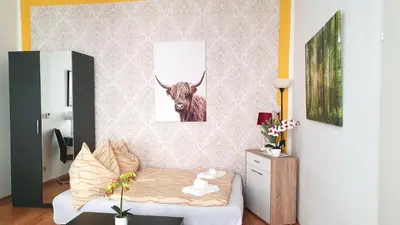Ein Bett oder Betten in einem Zimmer der Unterkunft Stylish, central 2-room flat near Augarten