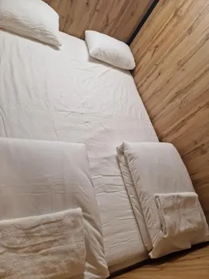 Ein Bett oder Betten in einem Zimmer der Unterkunft Gent Apt