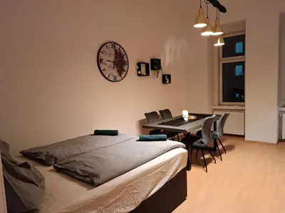 Ein Bett oder Betten in einem Zimmer der Unterkunft Beautiful Apartments Near Hauptbahnhof