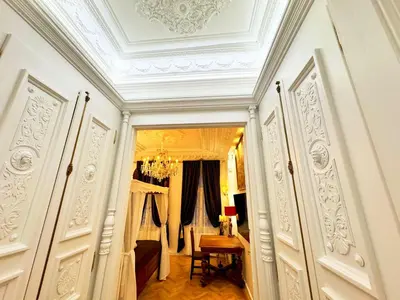 Ein Bett oder Betten in einem Zimmer der Unterkunft 7th HEAVEN Vienna Center Apartments