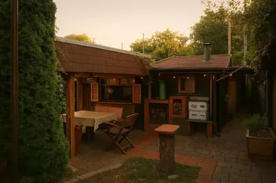 Das Gebäude in dem sich das Ferienhaus befindet