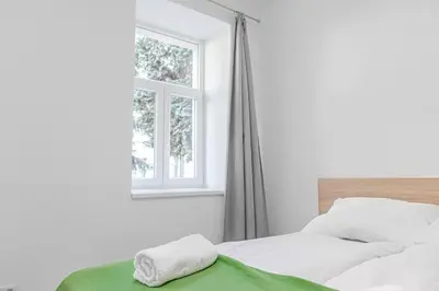 Ein Bett oder Betten in einem Zimmer der Unterkunft Relaxing 2-Bed Apartment for Extended Visits