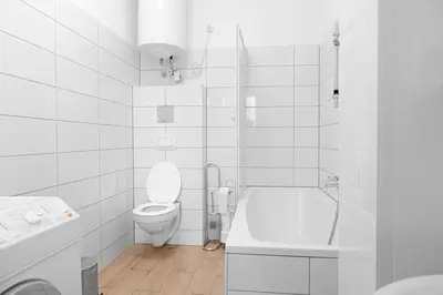 Ein Badezimmer in der Unterkunft Relaxing 2-Bed Apartment for Extended Visits