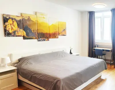 Ein Bett oder Betten in einem Zimmer der Unterkunft Sievering18 A-B