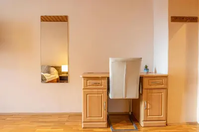 Grundriss der Unterkunft Vienna's Finest Spacious 2BR & 1LR Apartment