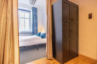 Ein Bett oder Betten in einem Zimmer der Unterkunft Vienna's Finest Spacious 2BR & 1LR Apartment