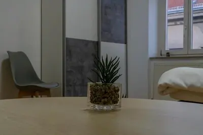 Ein Sitzbereich in der Unterkunft Garden-Eden Apartment