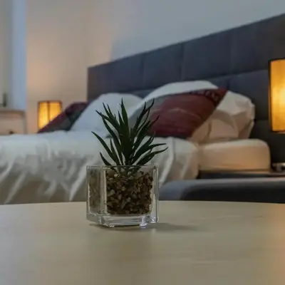 Garden-Eden Apartment