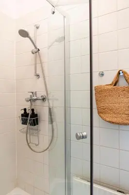 Ein Badezimmer in der Unterkunft Savoir-Vivre in unserer zentralen Balkonwohnung