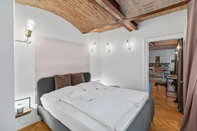 Ein Bett oder Betten in einem Zimmer der Unterkunft FarawayHomes Studio Vienna #B2
