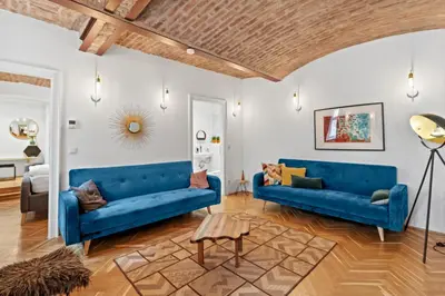 Ein Sitzbereich in der Unterkunft FarawayHomes Studio Vienna #B2