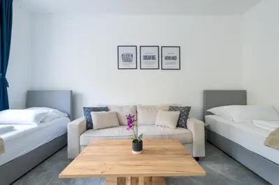 Ein Bett oder Betten in einem Zimmer der Unterkunft Quiet apartment near Vienna - 60m2 - 24h check-in - for business and family