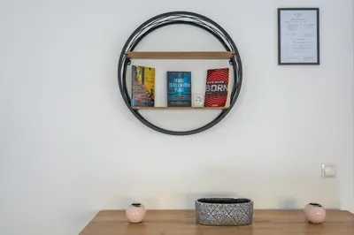 Die Bibliothek in der Ferienwohnung