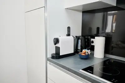 Küche/Küchenzeile in der Unterkunft Charming Vienna Flat - near Metro & Volksoper