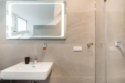 Grundriss der Unterkunft Top 12 Panorama Design Apartment