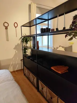 Ein Bett oder Betten in einem Zimmer der Unterkunft Designer Apartment between Stephansdome and Belvedere