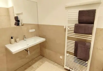 Ein Badezimmer in der Unterkunft Designer Apartment between Stephansdome and Belvedere