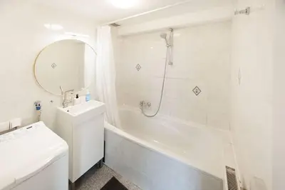Ein Badezimmer in der Unterkunft Scenic Rooftop flat with Terrace