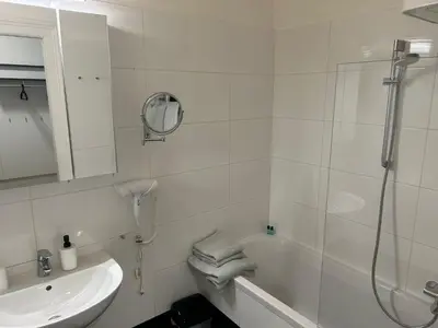 Ein Badezimmer in der Unterkunft Paky Appartements 00411