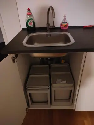 Küche/Küchenzeile in der Unterkunft Self Check-in Self Catering Apartment mit Seeblick und Klimaanlage - Neusiedlersee