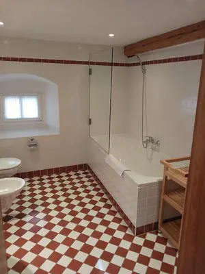 Ein Badezimmer in der Unterkunft Gästehaus Hans Moser