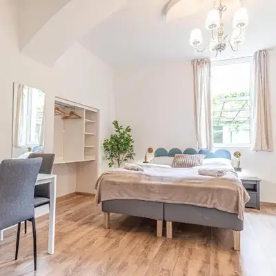 Trendy Studio near Westbahnhof with Kitchenette & Smart TV