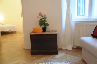 Ein Bett oder Betten in einem Zimmer der Unterkunft Lovely Renovated Apartment Top 11 - Easy Self Check in