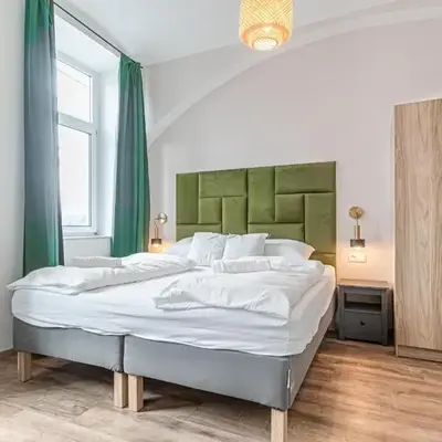 Westbahnhof Kingbed 1BR Apt with ensuite washer